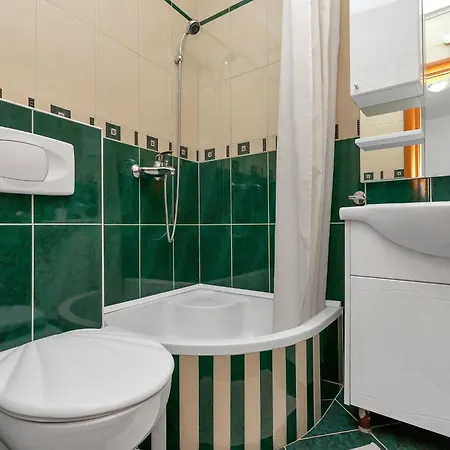 Juric - One Bedroom With Balcony Апартаменты *
